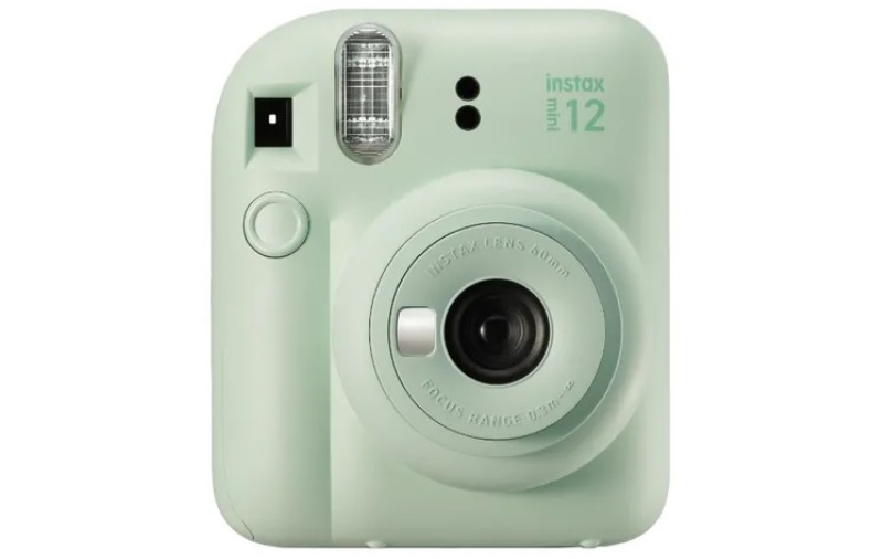 Fujifilm представила камеру моментальной печати Instax Mini 12 за $80 с новыми функциями объектива