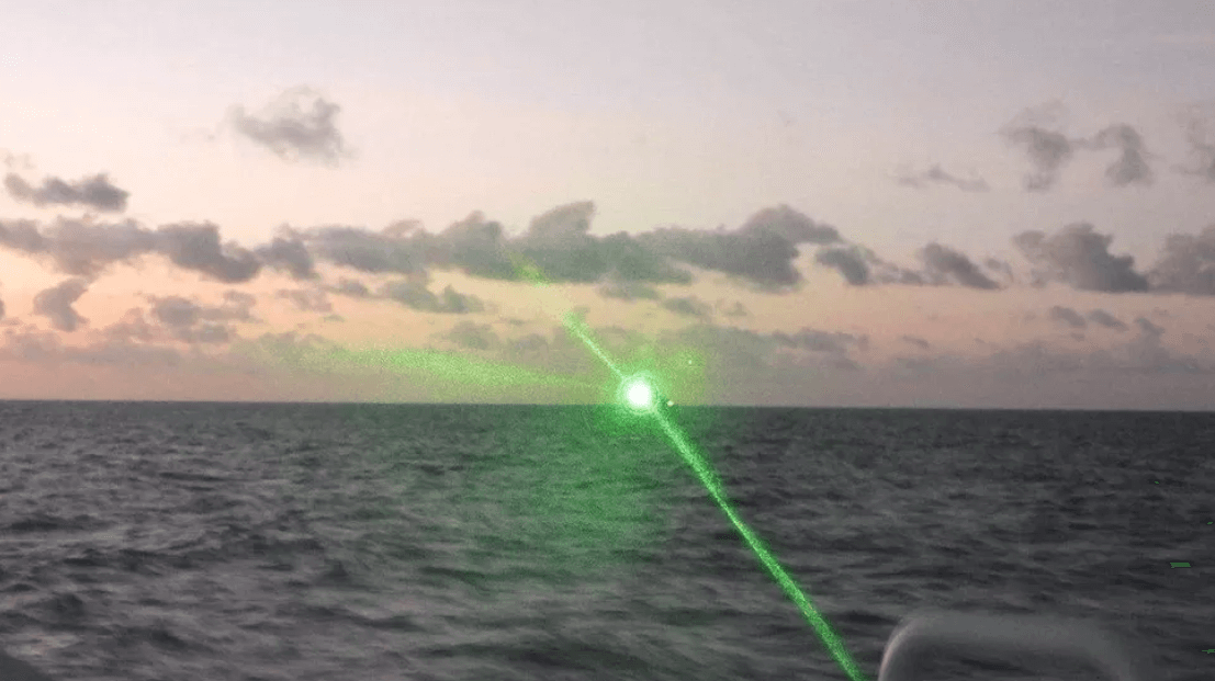 Лазерное оружие в действии: как китайский корабль ослепил филиппинских моряков? Филиппинские моряки пожаловались на ослепление боевым лазером. Фото.