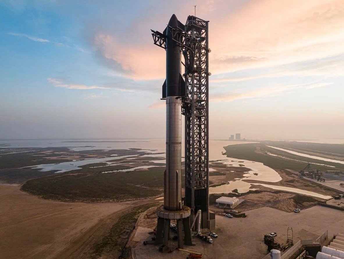 Запуск гигантской ракеты SpaceX Starship 17 апреля: покорение Марса становится ближе. В 15:15 дня 17 апреля должен состояться запуск ракеты Starship Super Heavy. Фото.