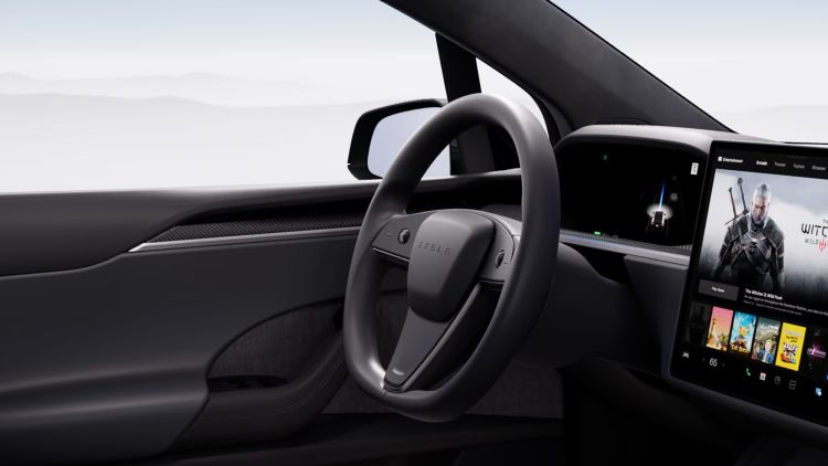 Замыкая круг: Tesla начала предлагать покупателям Model S и Model X круглый руль вместо штурвала