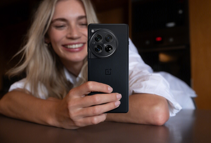 OnePlus 12 получит такие же камеры, как OnePlus Open и Oppo Find N3, но качество съёмки будет выше
